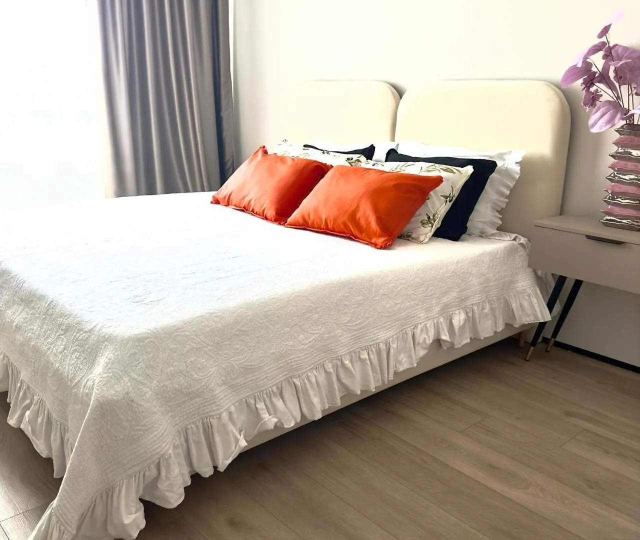 Апартаменты В Жк Бизнес-Класса West Side Astana Daire