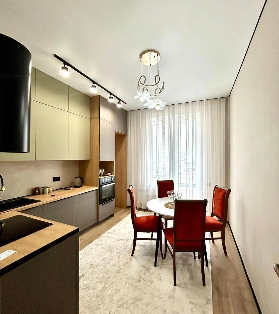 Апартаменты В Жк Бизнес-Класса West Side Astana